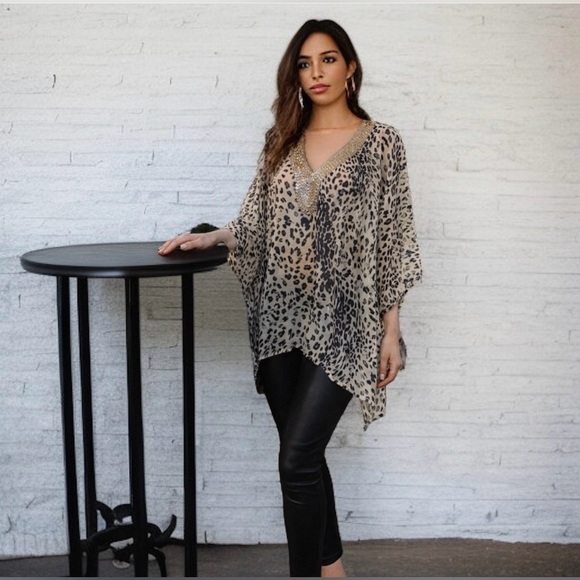 Joan Boyce Black/White Chiffon Tunic V-Neck w/Silver Beaded Trim Missy NWT $99 - Picture 2 of 8